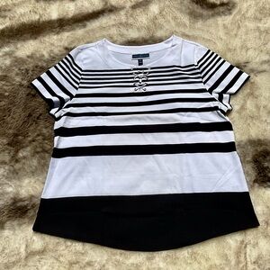 Karen Scott Black & White Stripe Short Sleeve Top Size XXL NWT